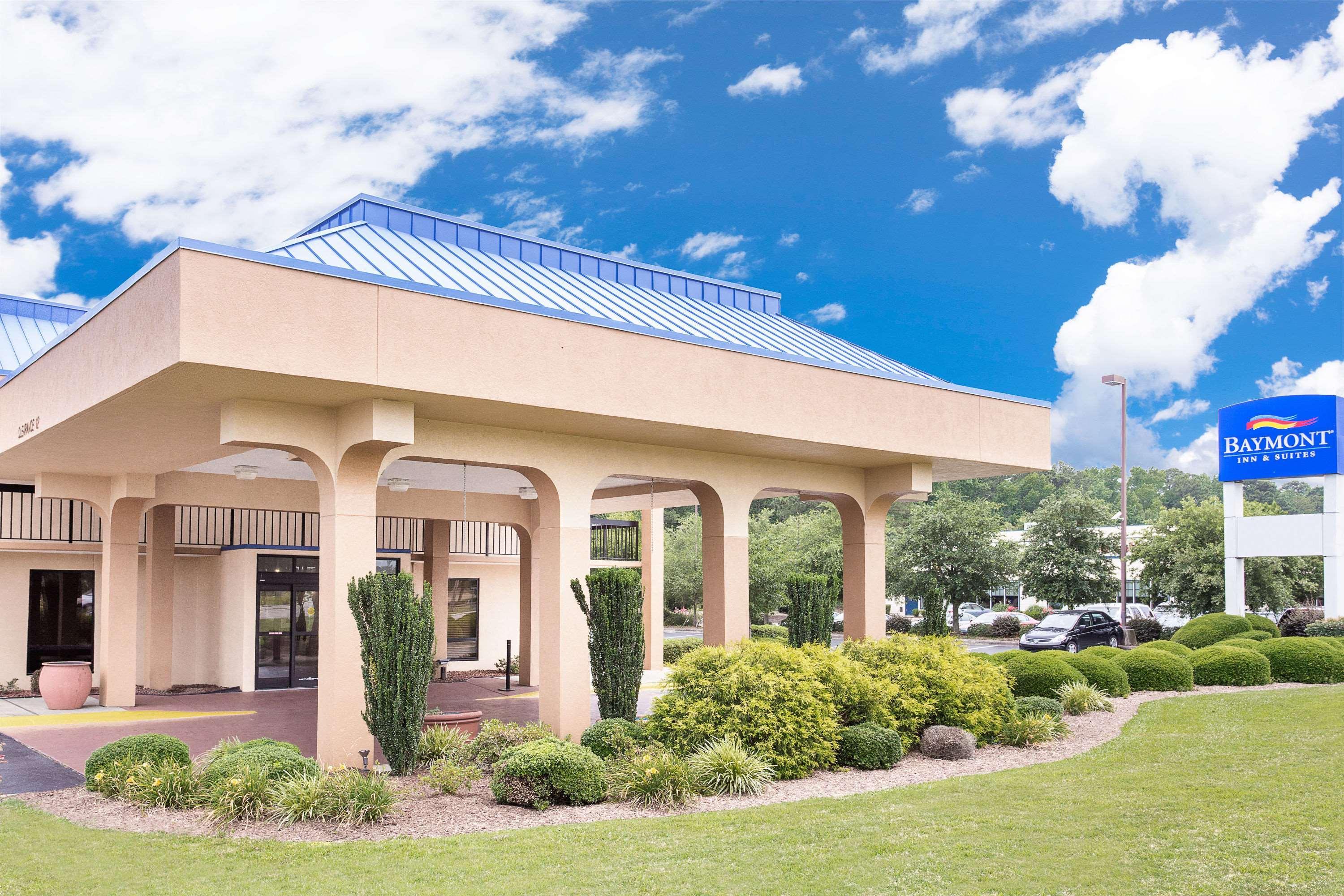 Baymont By Wyndham