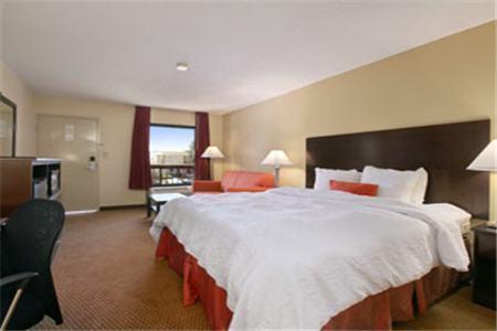 Hotel Baymont By Wyndham