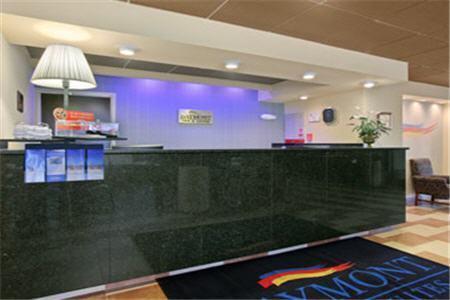 Hotel Baymont By Wyndham Greenville