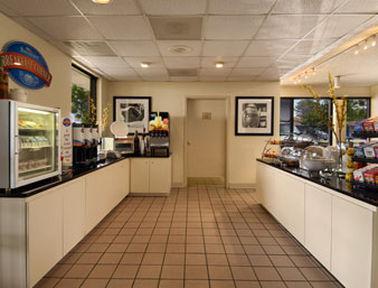 Hotel Baymont By Wyndham 2*